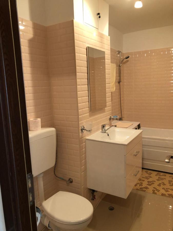 Le Garcon De Cristina-Simple,Quiet,Spacious Studio Bukareszt Zewnętrze zdjęcie