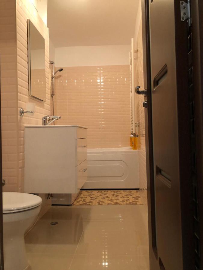 Le Garcon De Cristina-Simple,Quiet,Spacious Studio Bukareszt Zewnętrze zdjęcie