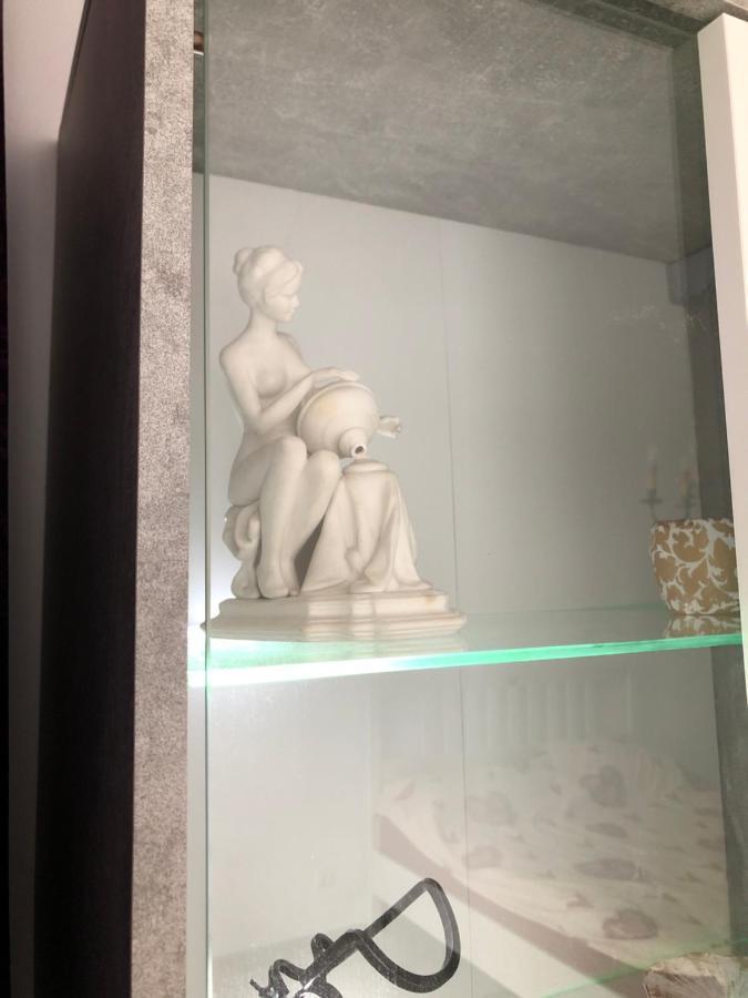 Le Garcon De Cristina-Simple,Quiet,Spacious Studio Bukareszt Zewnętrze zdjęcie