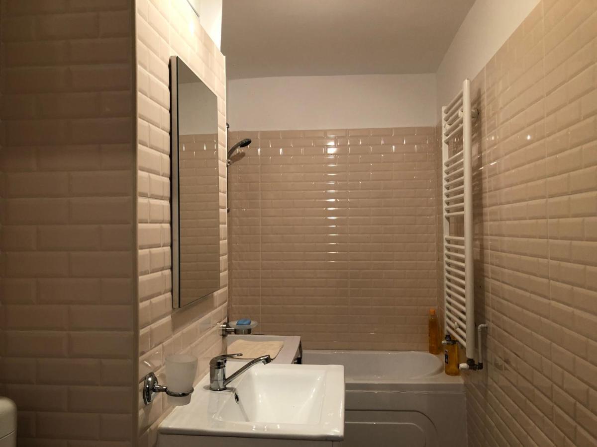 Le Garcon De Cristina-Simple,Quiet,Spacious Studio Bukareszt Zewnętrze zdjęcie